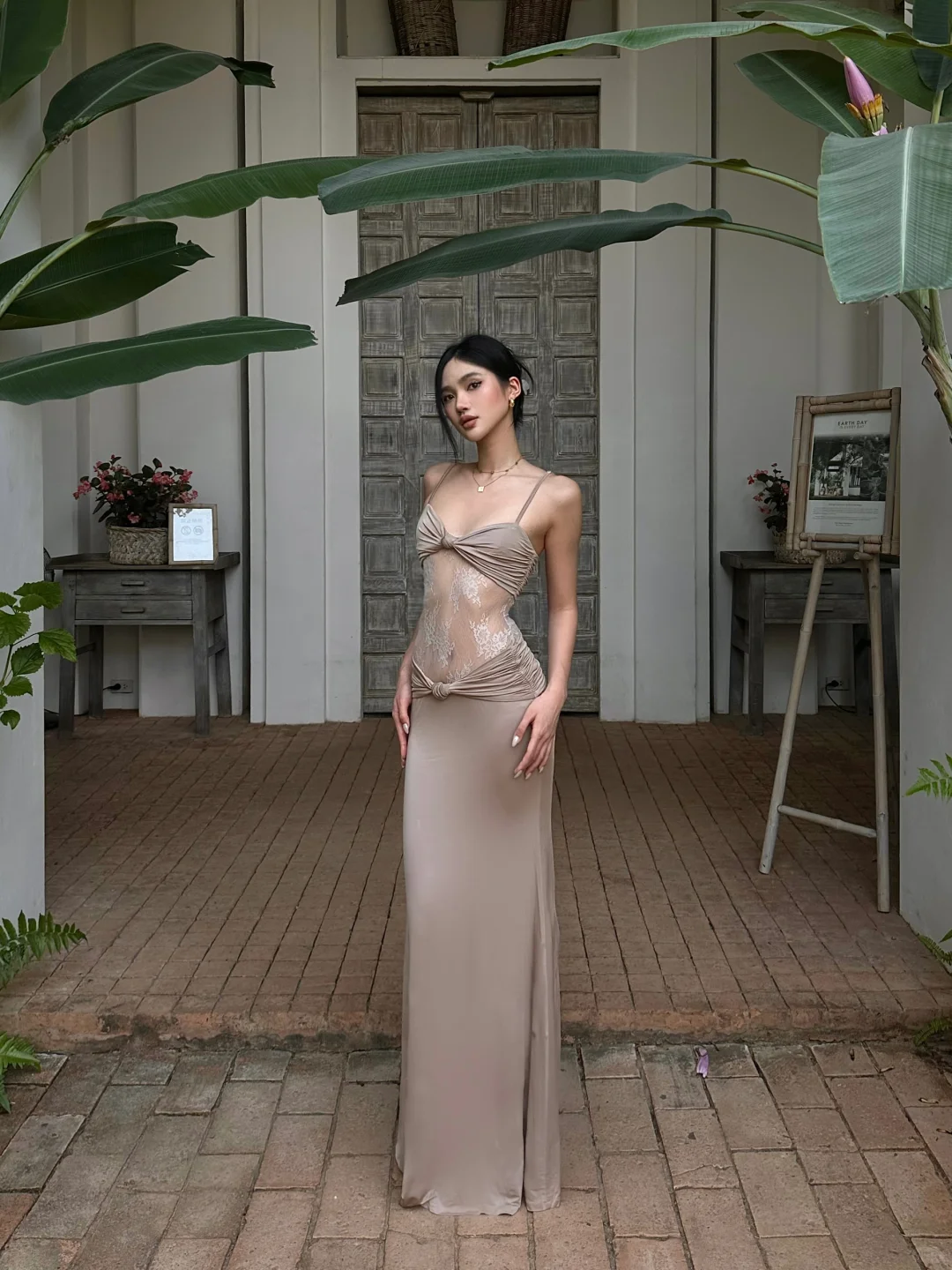 Sexy Sheath Spaghetti Strap Brown Lace Satin Prom Dress Evening Dress Formal Gown SH3922