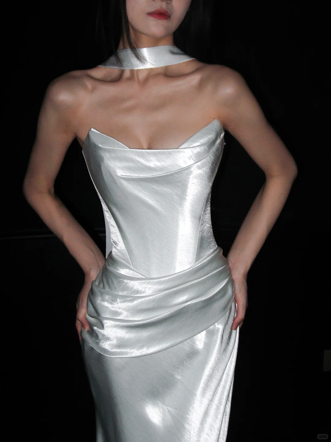 Simple Mermaid Strapless White Satin Long Wedding Dress SH8920
