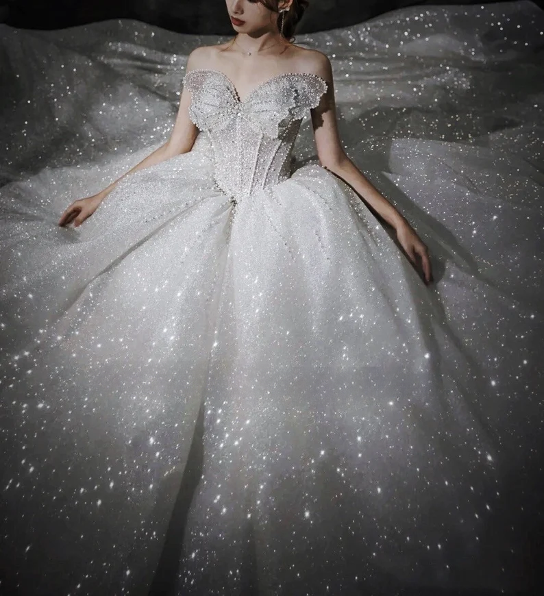 Stunning Ball Gown Strapless Beaded Sequin Prom Dress Wedding Dress with Butterfly SH4456