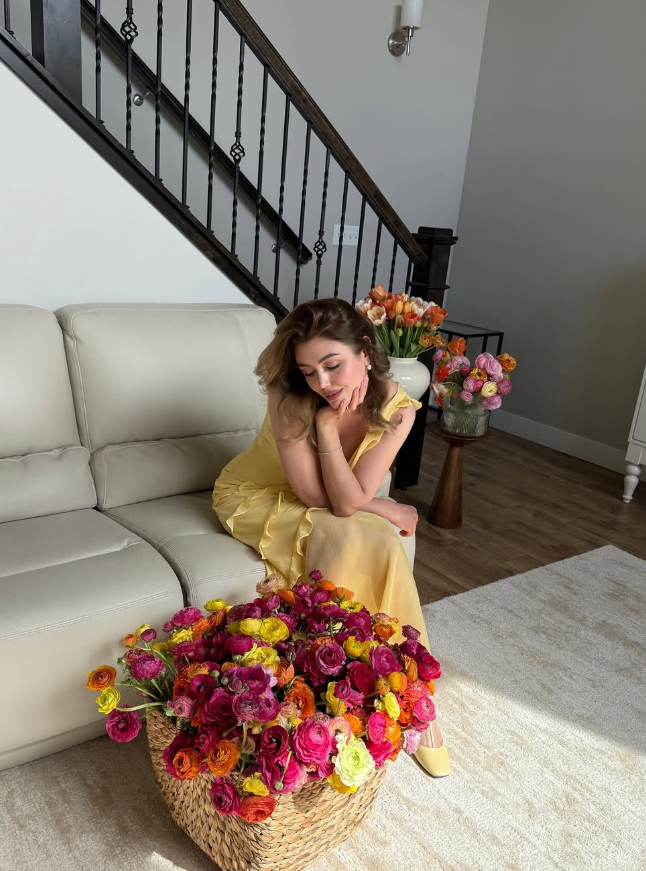 Pretty Yellow Sheath Strap Ruffle Chiffon Long Vacation Dress Outfits SH4003