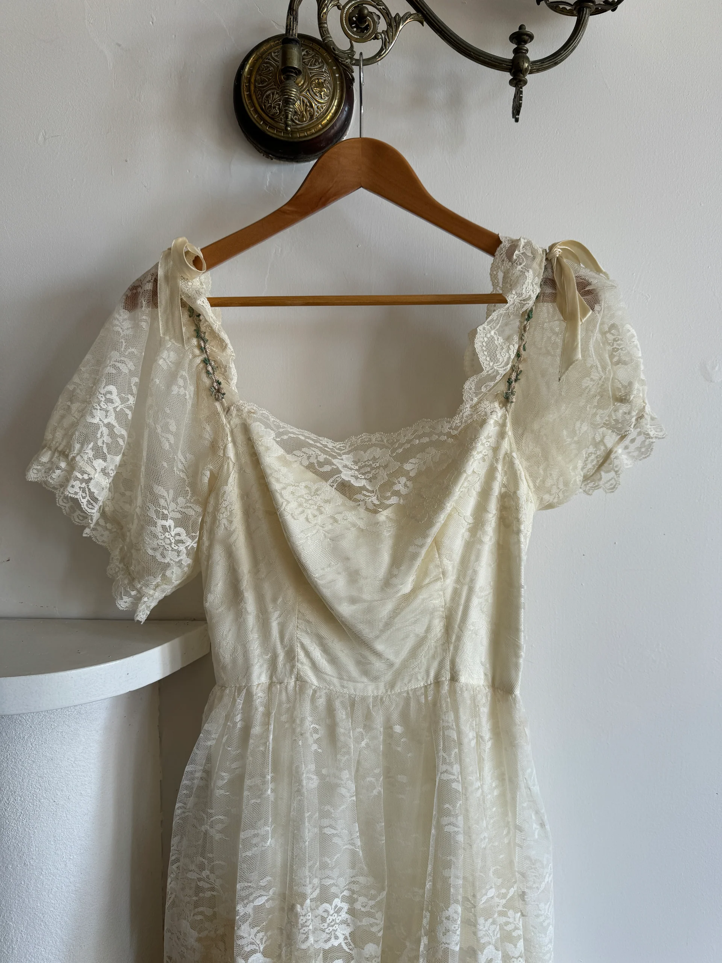 Vintage A Line Puff Layered Beige Lace Long Wedding Dress SH4426