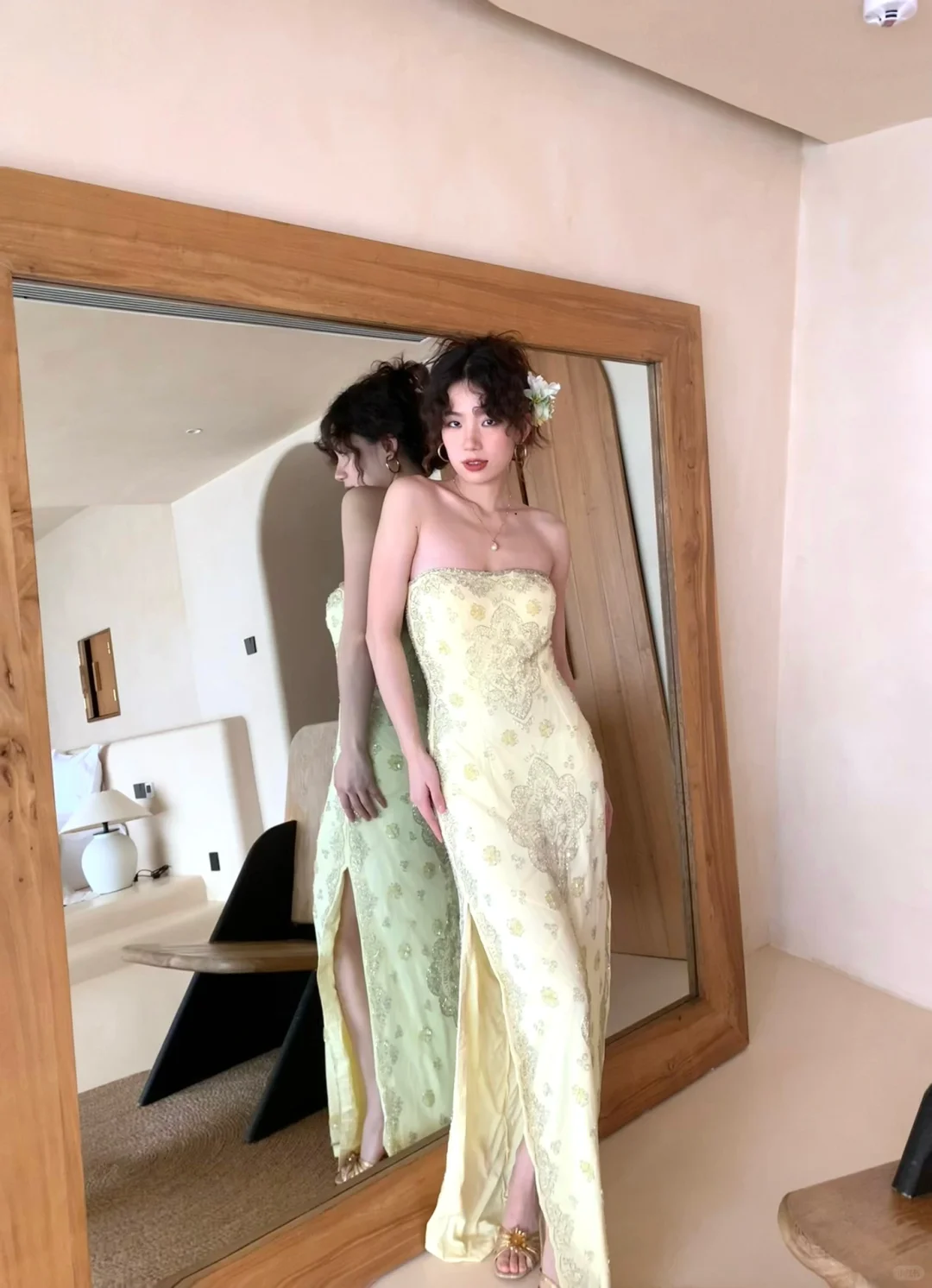 Vintage Light Yellow Sheath Strapless Beaded Satin Prom Dress Wedding Guest Dress SH4559