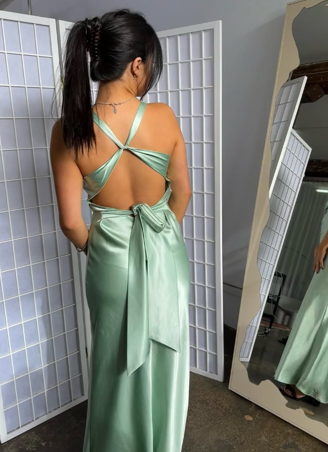 Green Simple Sheath V Neck Satin Open Back Prom Dress Evening Dress Formal Gown SH3921