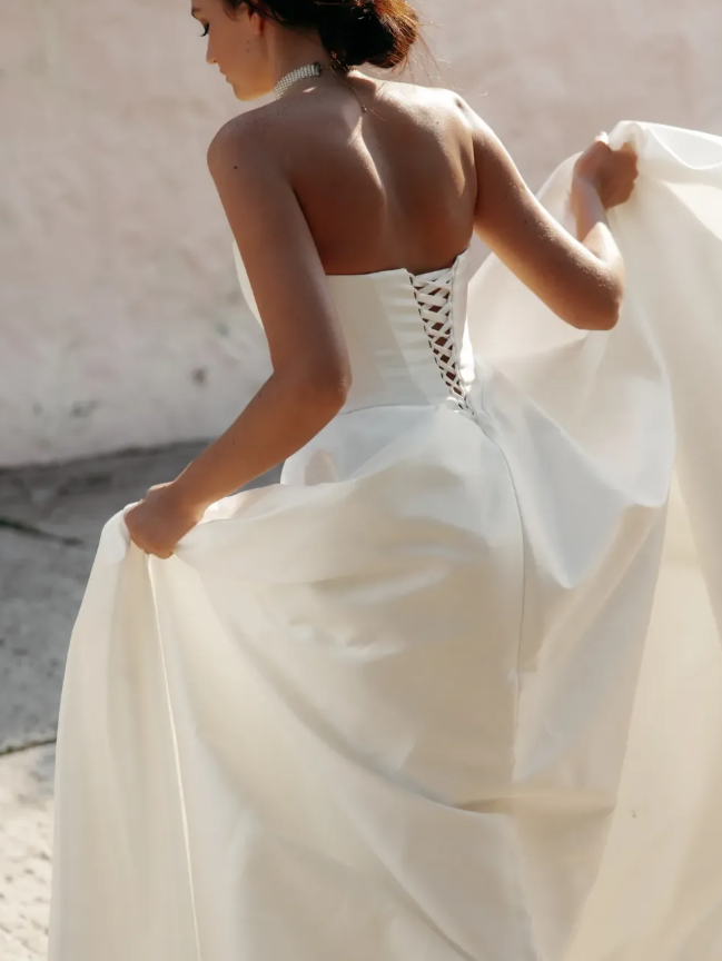 High-class Simple A Line Strapless White Satin Long Wedding Dress SH7355