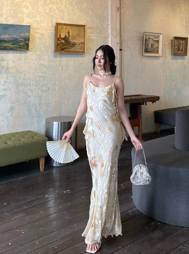 Vintage Mermaid Spaghetti Strap Beaded Ruffle Chiffon Prom Dress Evening Dress SH2070 Vintage Mermaid Spaghetti Strap Beaded Ruffle Chiffon Prom Dress Evening Dress SH2070