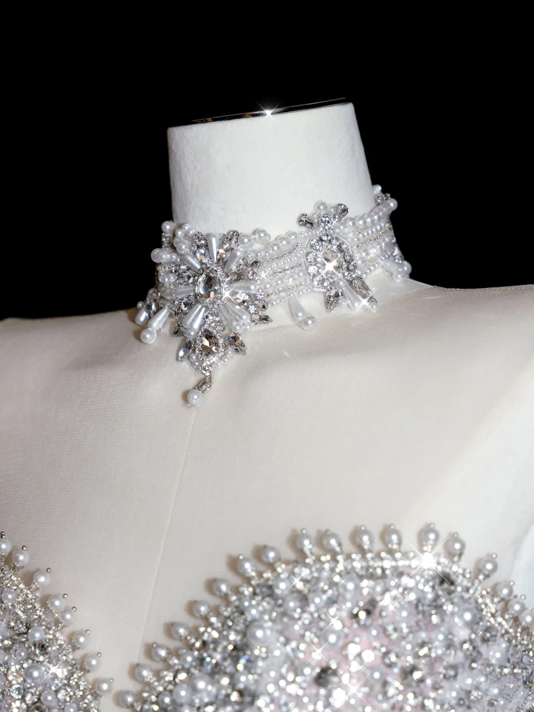 Exquisite Dreamy Mermaid Beaded Pearl Sequin White Tulle Prom Dress Party Dress with Slit SH3492