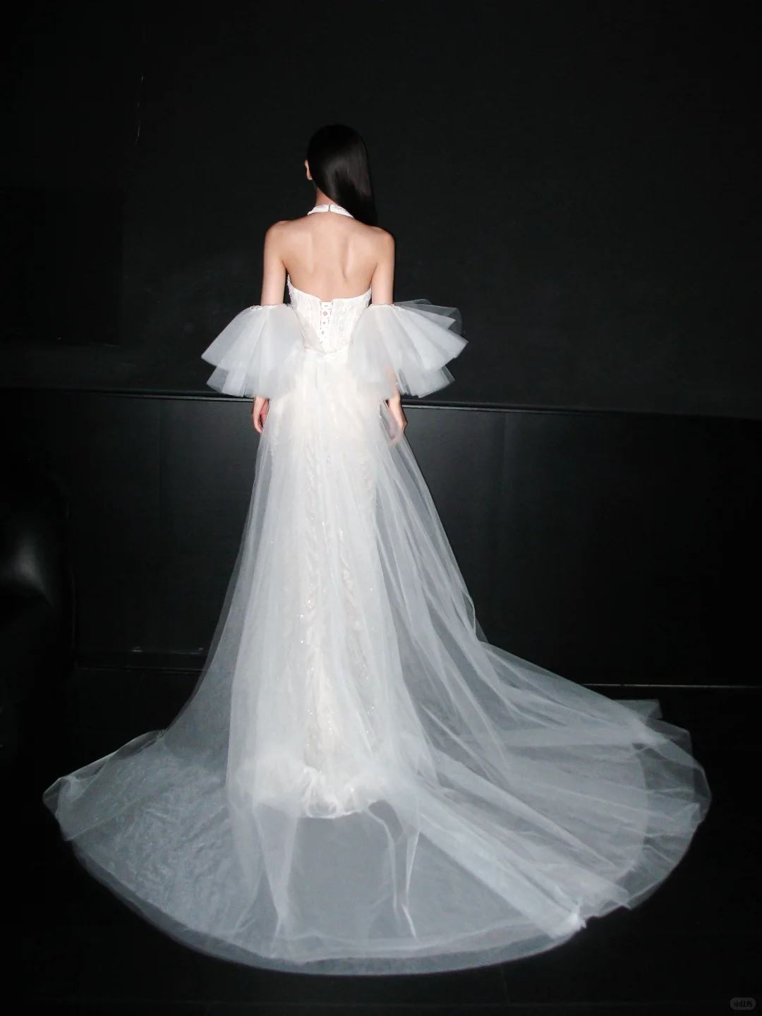 Pretty Mermaid Halter White Exquisite Beaded Lace Backless Long Wedding Dress SH8891
