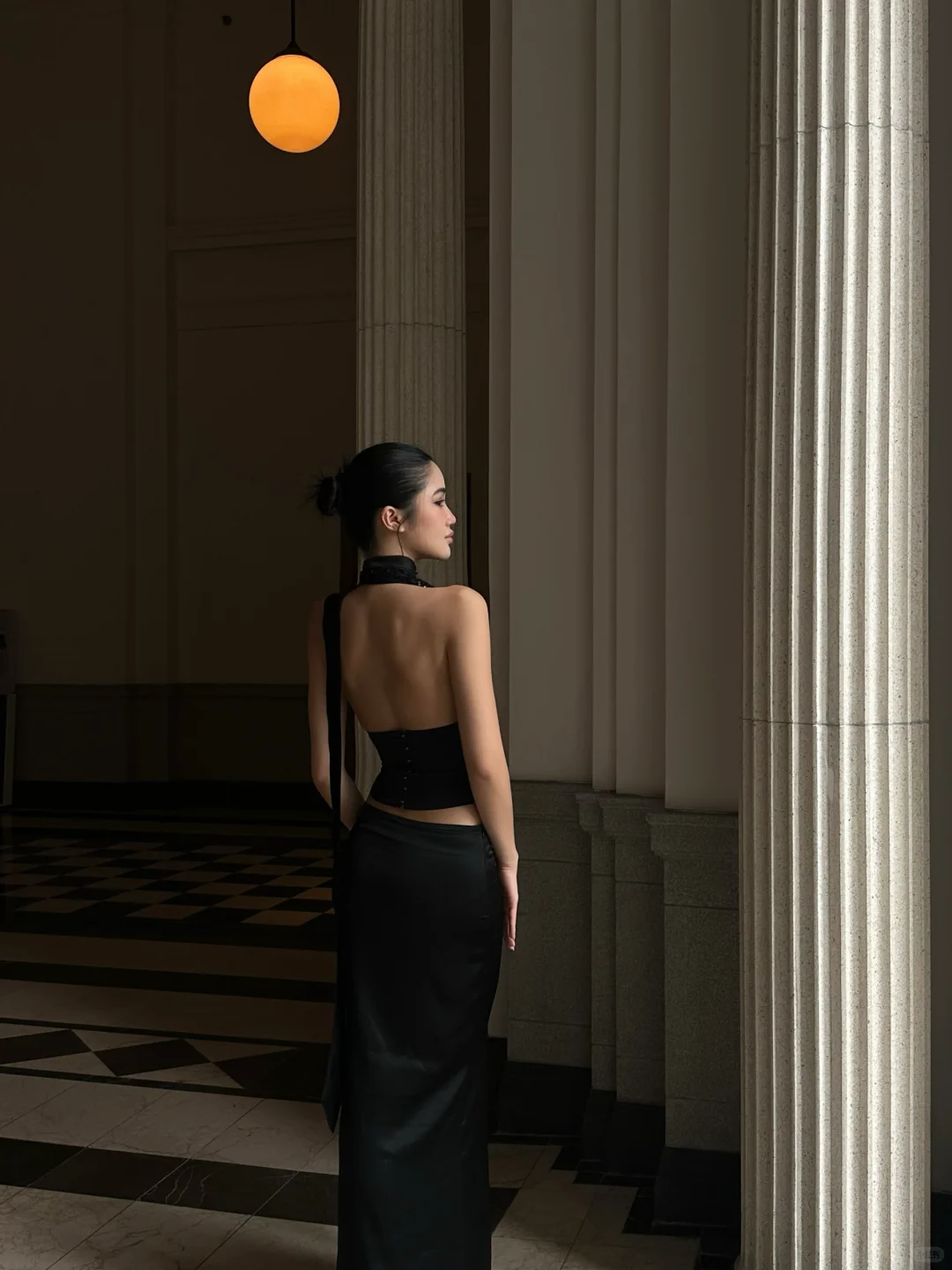 Sexy Two Piece Sheath Halter Black Sequin Satin Prom Dress Evening Dress Formal Gown SH3930