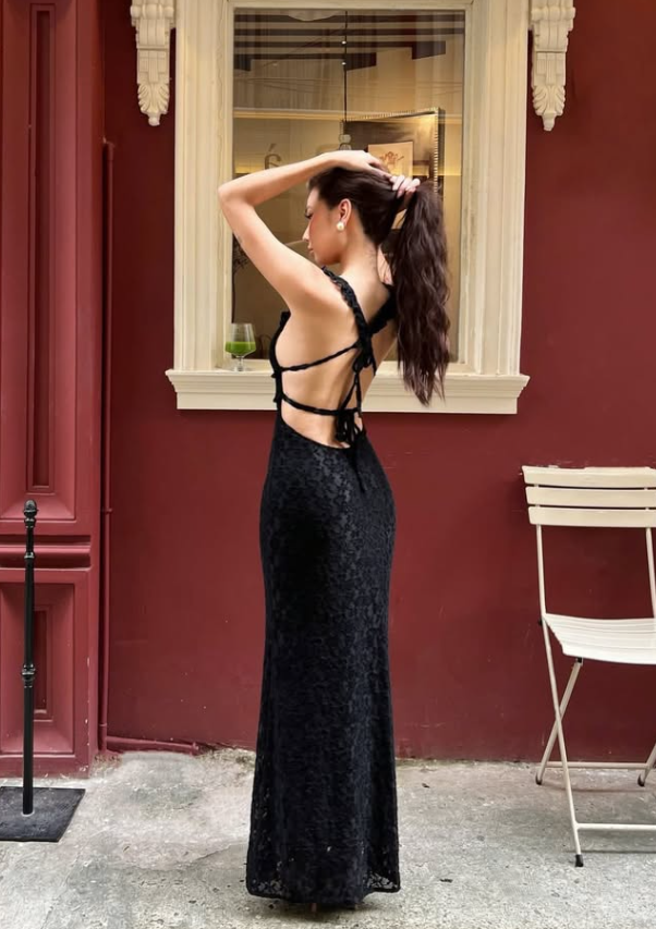 Sexy Sheath Spaghetti Strap Black Lace Backless Long Prom Dress SH5291
