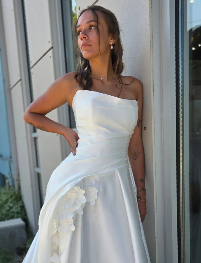 Sweety 3D Floral Ball Gown Strapless Satin Long Wedding Dress SH7155