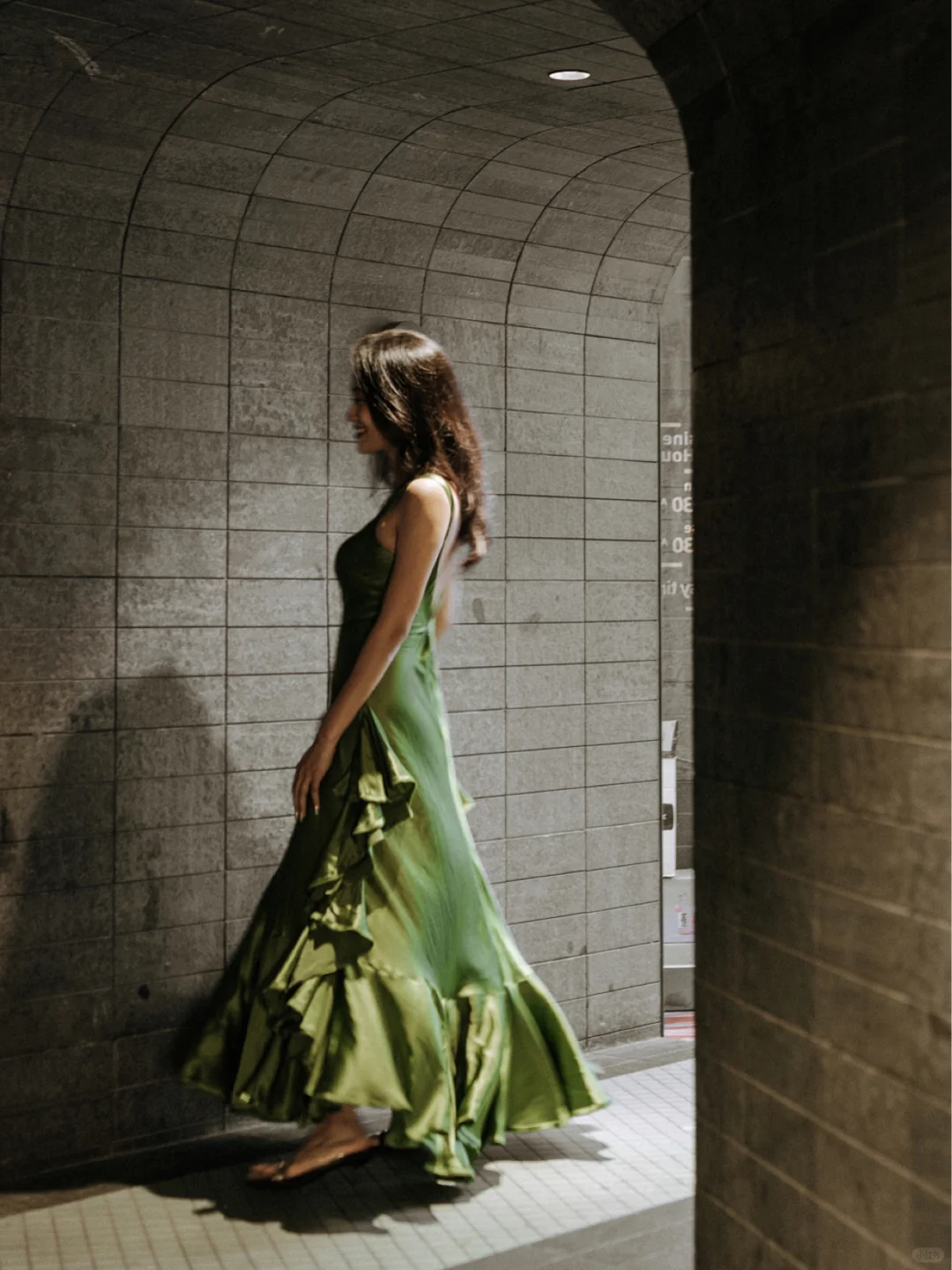 Unique Green A Line Spaghetti Strap Satin Prom Dress Evening Dress SH4208