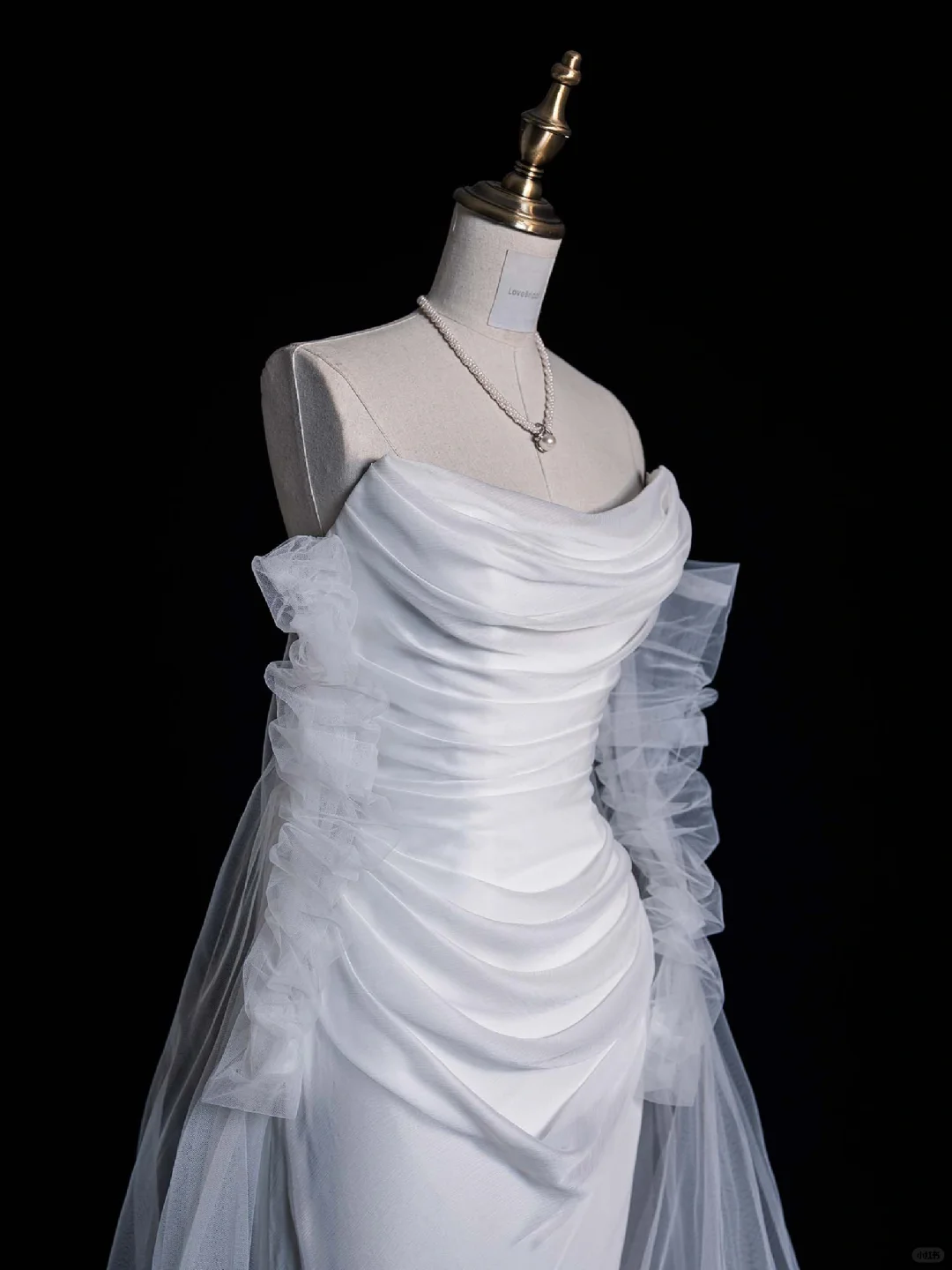 Simple A Line Long Sleeve Pleated Tulle Satin Wedding Dress Prom Dress SH4111