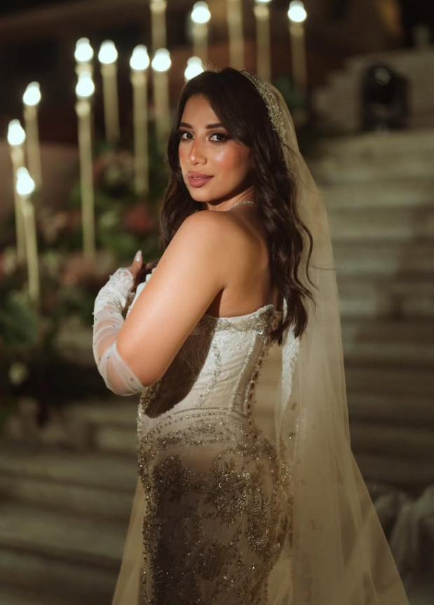 Gorgeous Exquisite Mermaid Strapless White Lace Tulle Long Wedding Dress Date Dress SH3465