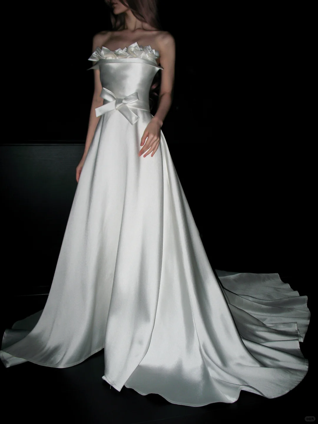 Elegant White Bow A Line Strapless Satin Long Wedding Dress SH4711