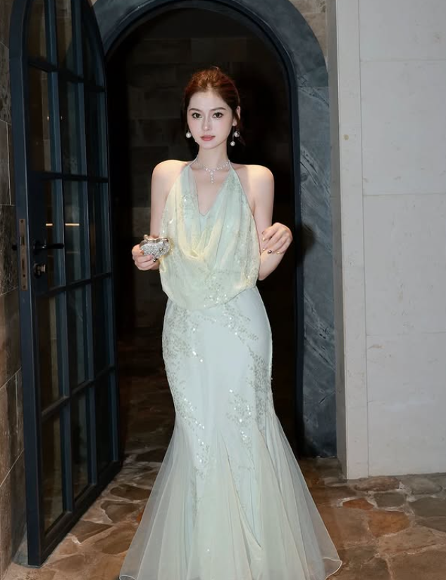 Pretty Light Green Mermaid Halter Sequin Tulle Prom Dress Evening Dress Date Dress SH5647