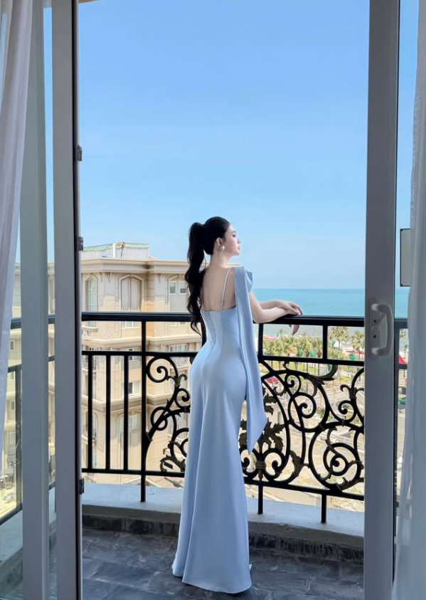 Pretty Blue Sheath Spaghetti Strap Satin Long Prom Dress Evening Dress SH8791