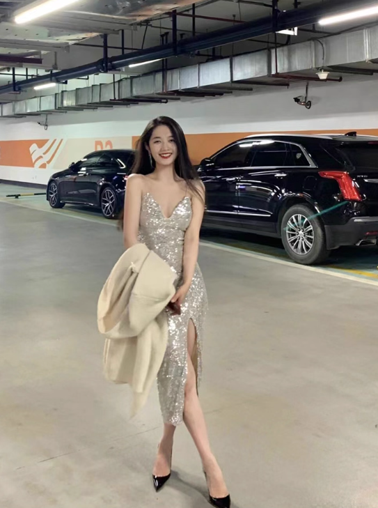 Sexy Sheath Spaghetti Strap Silver Sequin Homecoming Dress Cocktail Dress with Slit SH4060