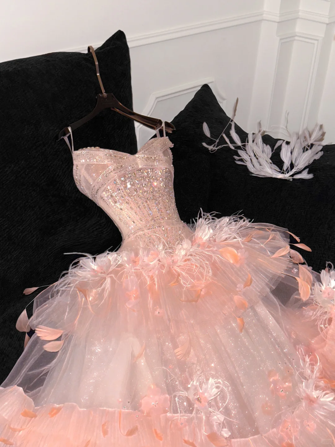 3D Floral Ball Gown Strapless Feather Sequin Tulle Prom Dress Party Dress SH3413