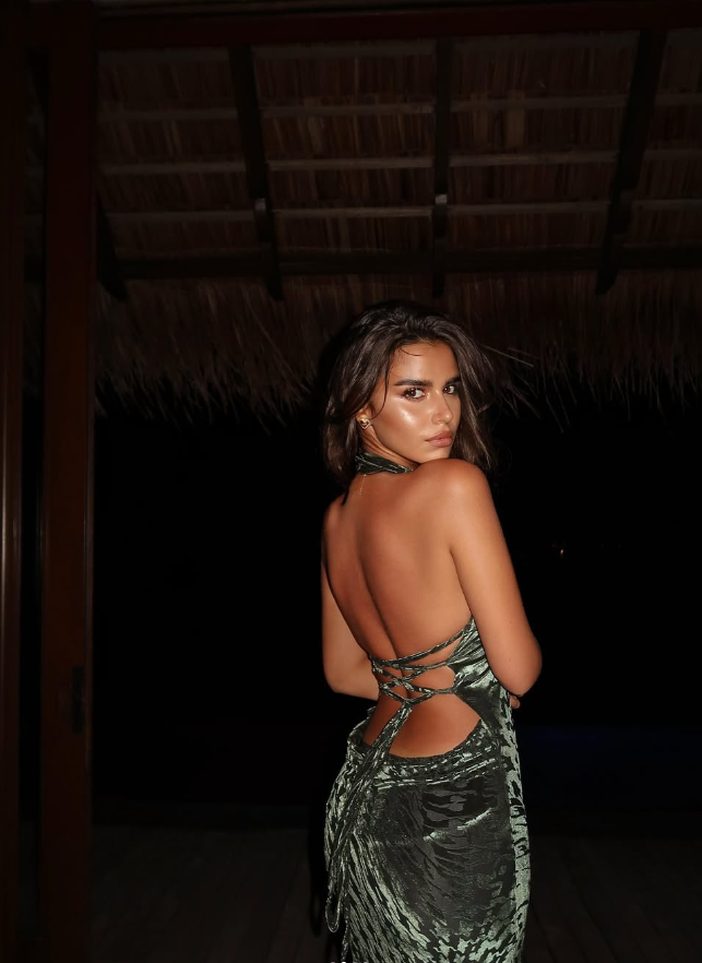 Charming Sheath Halter Green Velvet Open Back Prom Dress Evening Dress SH2217