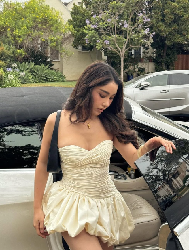 Cute A Line Sweetheart Neck Ivory Pleated Satin Short Homecoming Dress SH3278