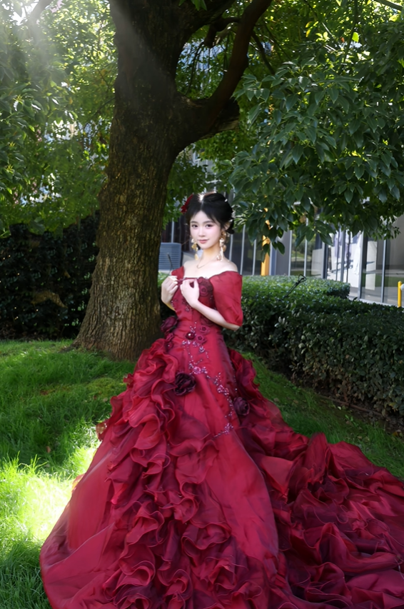 Burgundy Ball Gown Off the Shoulder Beaded Floral Organza Graduation Ball Gown 18th Birthday Dress SH4982