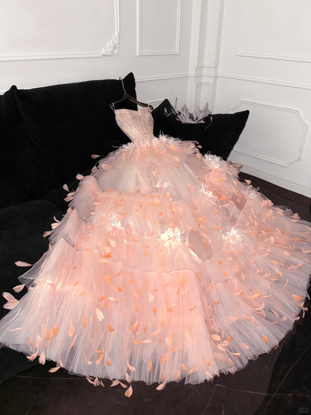 3D Floral Ball Gown Strapless Feather Sequin Tulle Prom Dress Party Dress SH3413