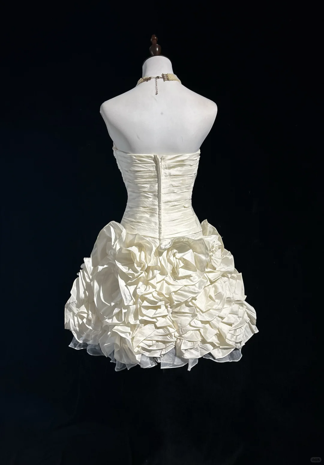 Ivory A Line Sweetheart Neck Pleated Flower Satin Short Homecoming Dress Cocktail Dress SH3147
