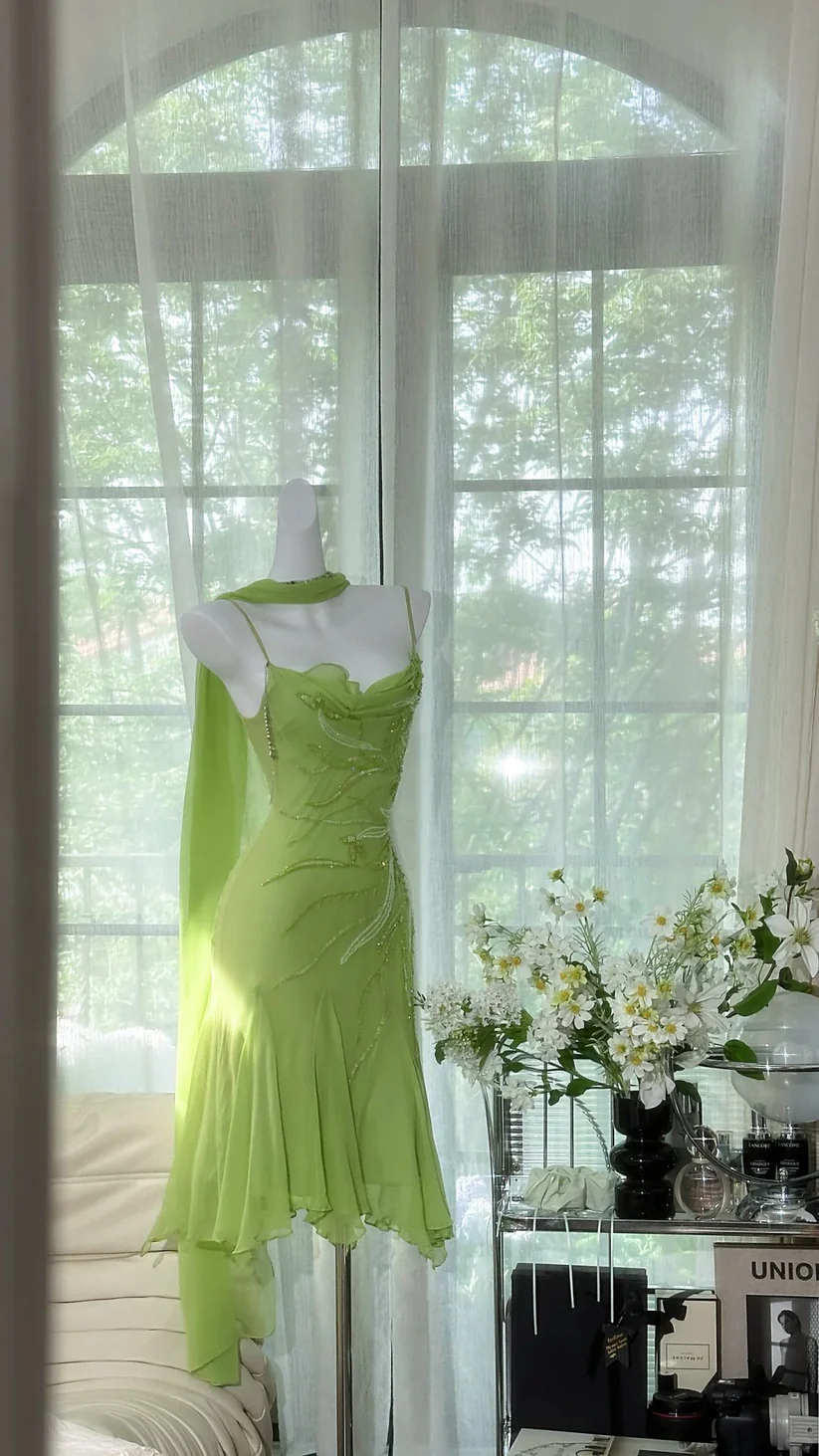 Romantic Green Exquisite Beaded Short Chiffon Homecoming Dress Evening Dress Birthday Party Dress SH3432