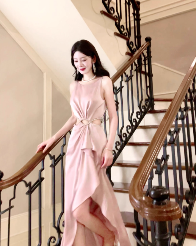 Light Pink A Line Straps Rhinestone Satin Prom Dress Evening Dress Formal Dress with Slit SH4085