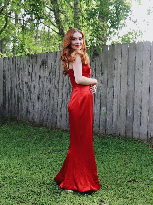 Charming Sheath Spaghetti Strap Rhinestone Red Satin Long Evening Dresses Party Dresses with Slit SH2676