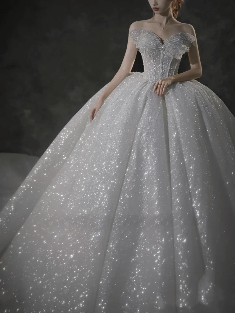 Stunning Ball Gown Strapless Beaded Sequin Prom Dress Wedding Dress with Butterfly SH4456