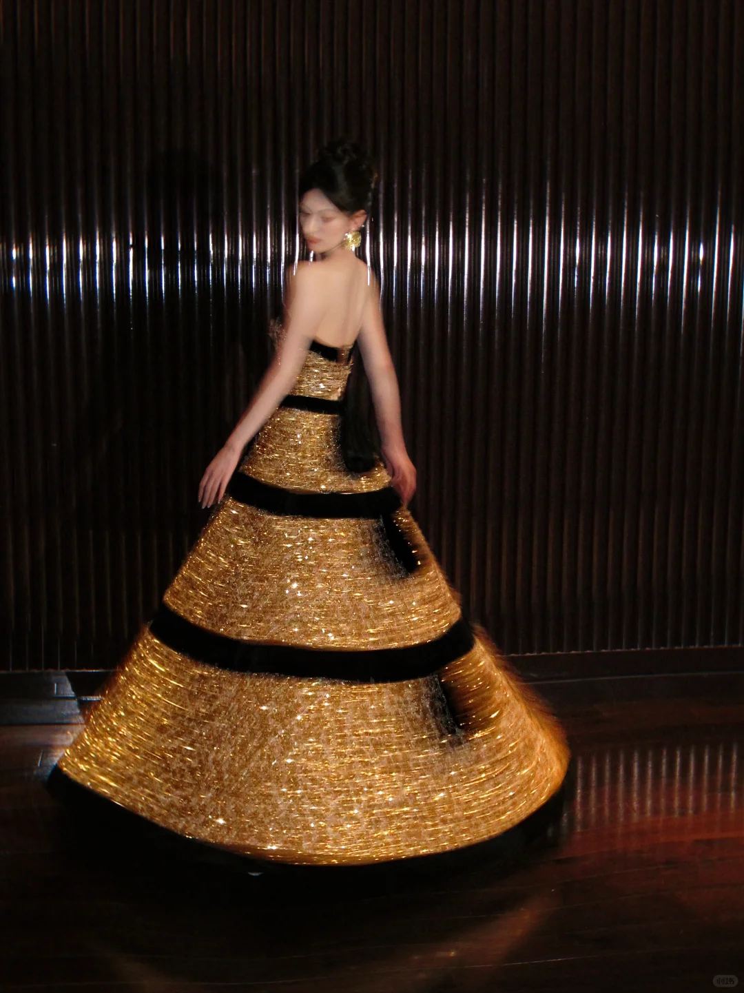Shiny Golden Sequin Ball Gown Strapless Long Party Dress Prom Dress Formal Dress SH3853