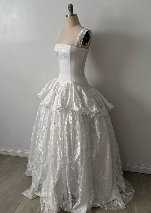Vintage White Ball Gown Straps Satin Lace Prom Dress Wedding Dress SH5447