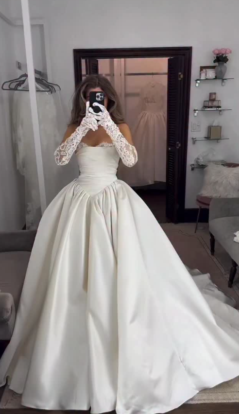 Beautiful Ball Gown Strapless White Lace Satin Long Wedding Dress SH6188