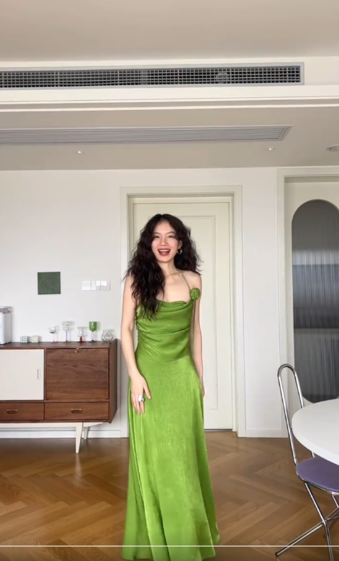 Simple Green A Line Halter Satin Prom Dress Wedding Guest Dress SH4556
