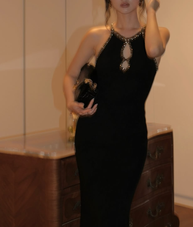 Sexy Black Sheath Straps Beaded Satin Long Party Dress Cocktail Dress Date Dress SH3686