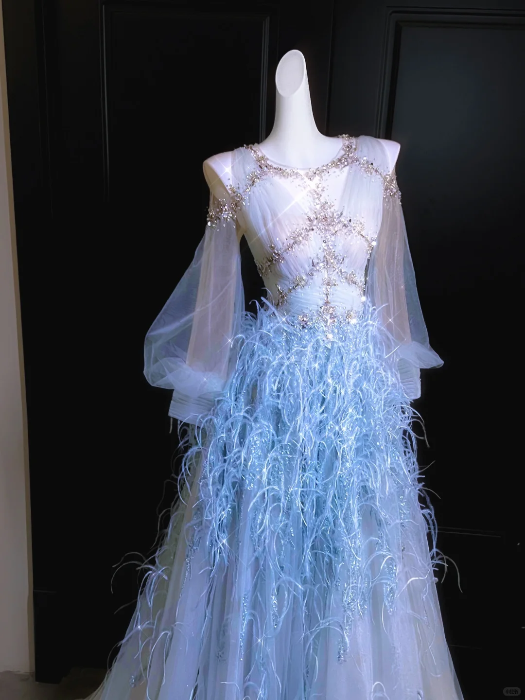 Exquisite Beaded Long Sleeve Blue Feather Tulle Date Dress Evening Dress Prom Dress SH3440