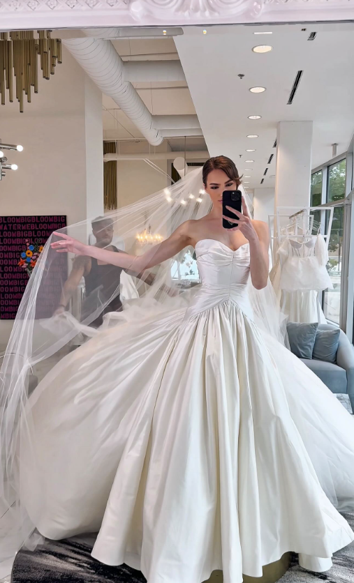 Simple Elegant A Line Sweetheart Neck White Satin Long Train Wedding Dress SH6097