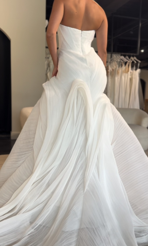 Unique Mermaid Strapless Chiffon Long Sweep Wedding Dress SH2287