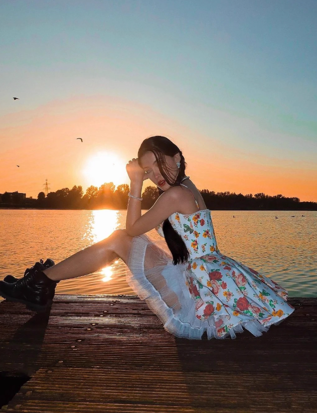 Princess A Line Spaghetti Strap Print Floral Satin Short Homecoming Dress 16th Birthday Dress SH3983