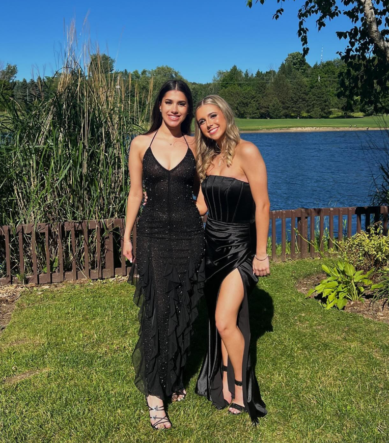 Black Exquisite Beaded Ruffle Flowy Chiffon Formal Party Dress Prom Dress Date Dress SH3533