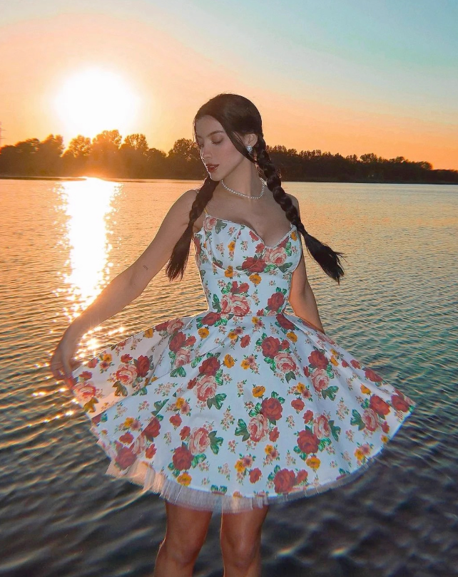 Princess A Line Spaghetti Strap Print Floral Satin Short Homecoming Dress 16th Birthday Dress SH3983