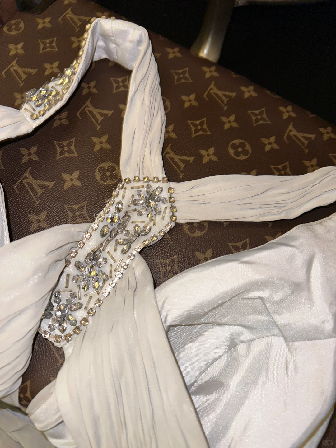 Classy A Line Halter Rhinestone White Chiffon Satin Prom Dress Party Dress SH3163