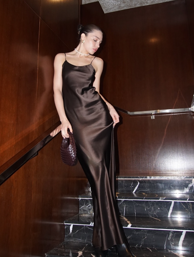 Simple Black A Line Spaghetti Strap Satin Open Back Prom Dress Wedding Guest Dress SH4449
