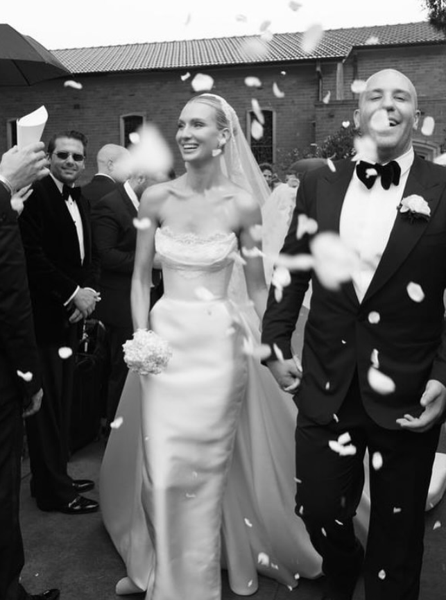 Stunning Ball Gown Strapless White Lace Satin Long Wedding Dress SH4695