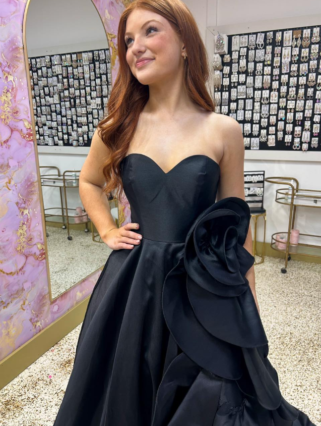 High-class Black A Line Sweetheart Neck Satin Long Prom Dress Evening Dress SH6813