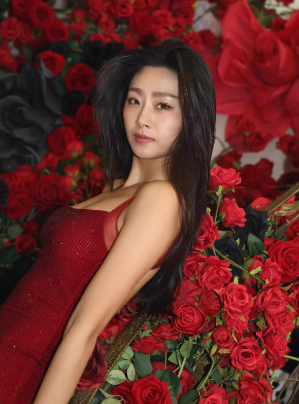 Shiny Sheath Straps Red Rhinestone Satin Open Back Prom Dress Evening Dress SH4394