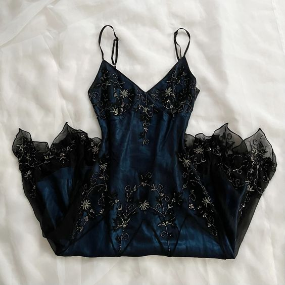 Gorgeous Mermaid Spaghetti Straps Beaded Navy Blue Satin Long Prom Dress SH1150