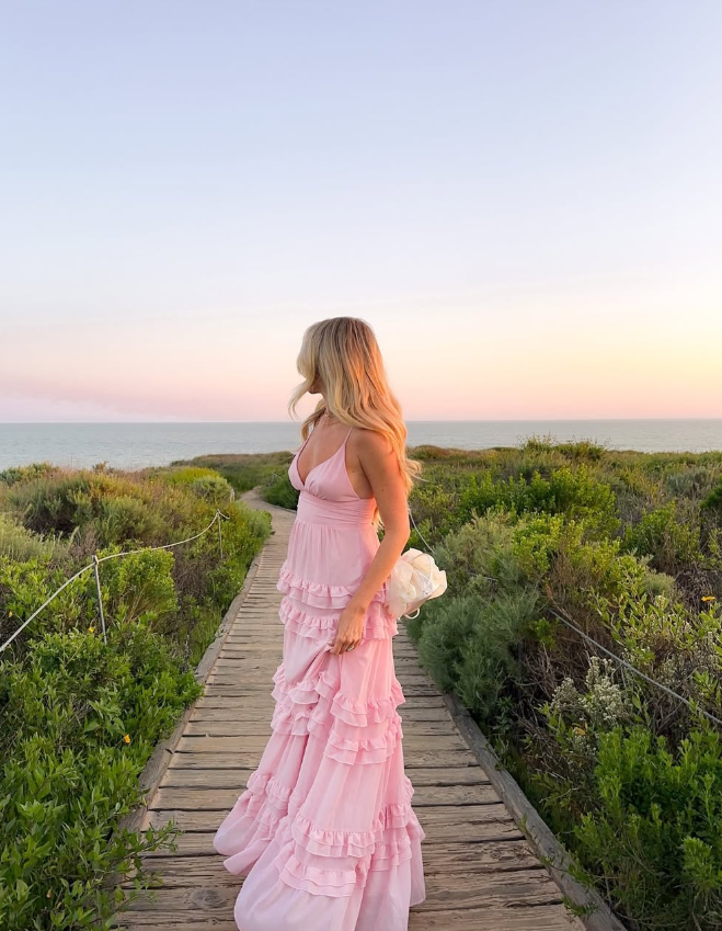 Simple Pink A Line Spaghetti Strap Layered Chiffon Open Back Date Dress Outfits SH3883