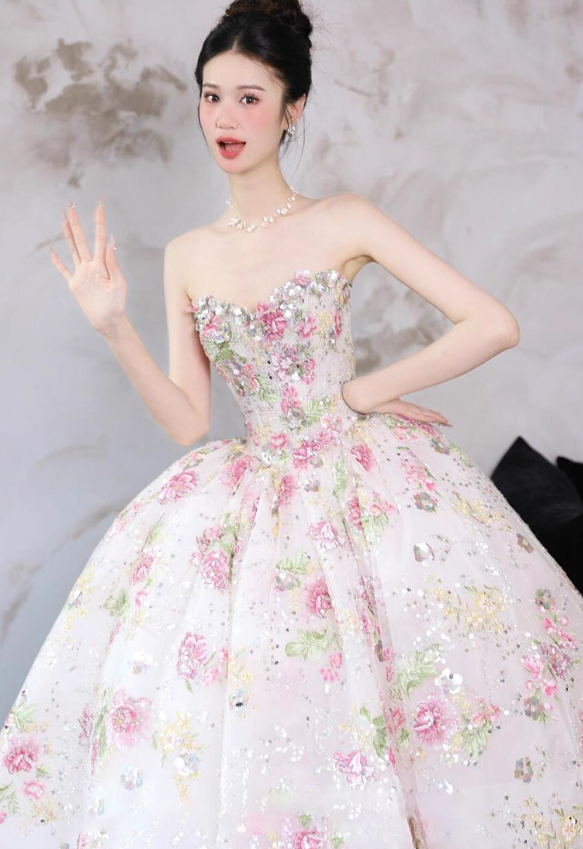 Exquisite Ball Gown Strapless Embroidery Floral Tulle Prom Dress 16th Birthday Dress SH4054
